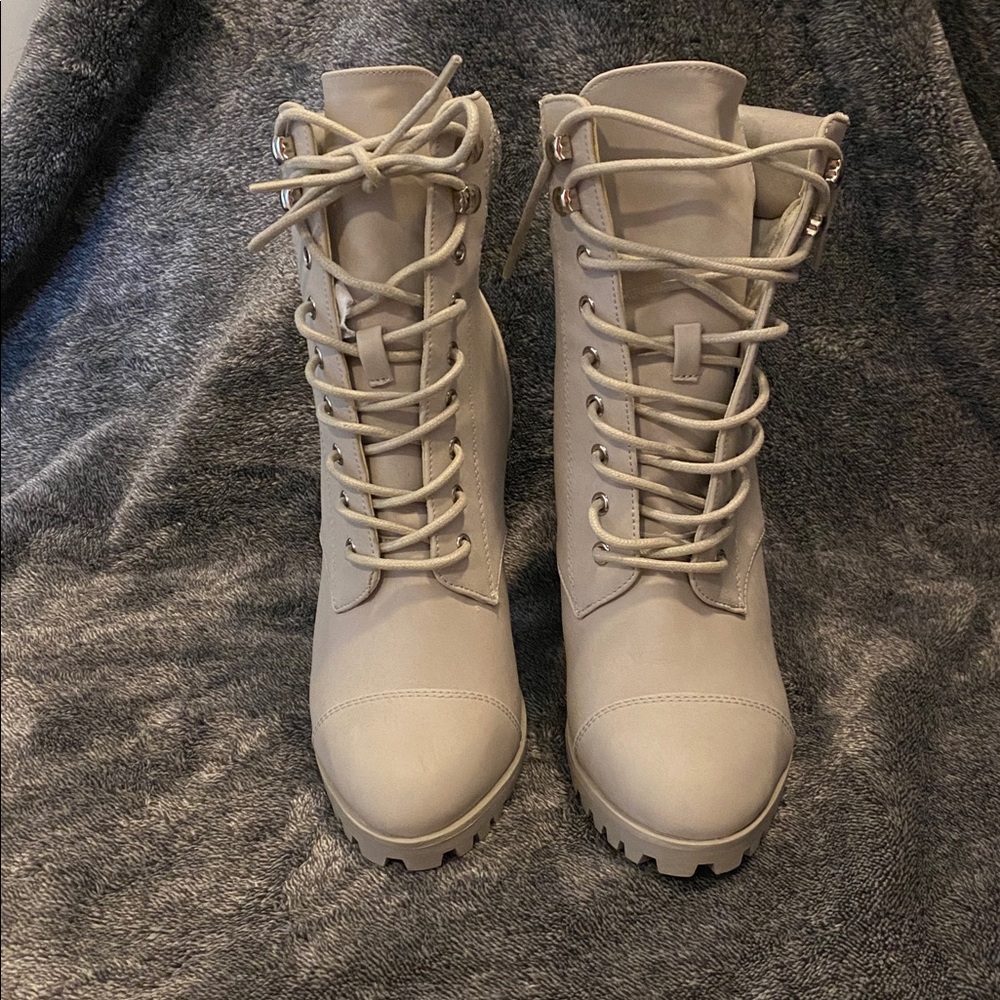 JustFab Cream Heeled Boots
